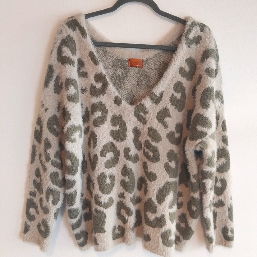 POL Olive Green and Ivory Leopard Print V-Neck Fuzzy Knit Sweater